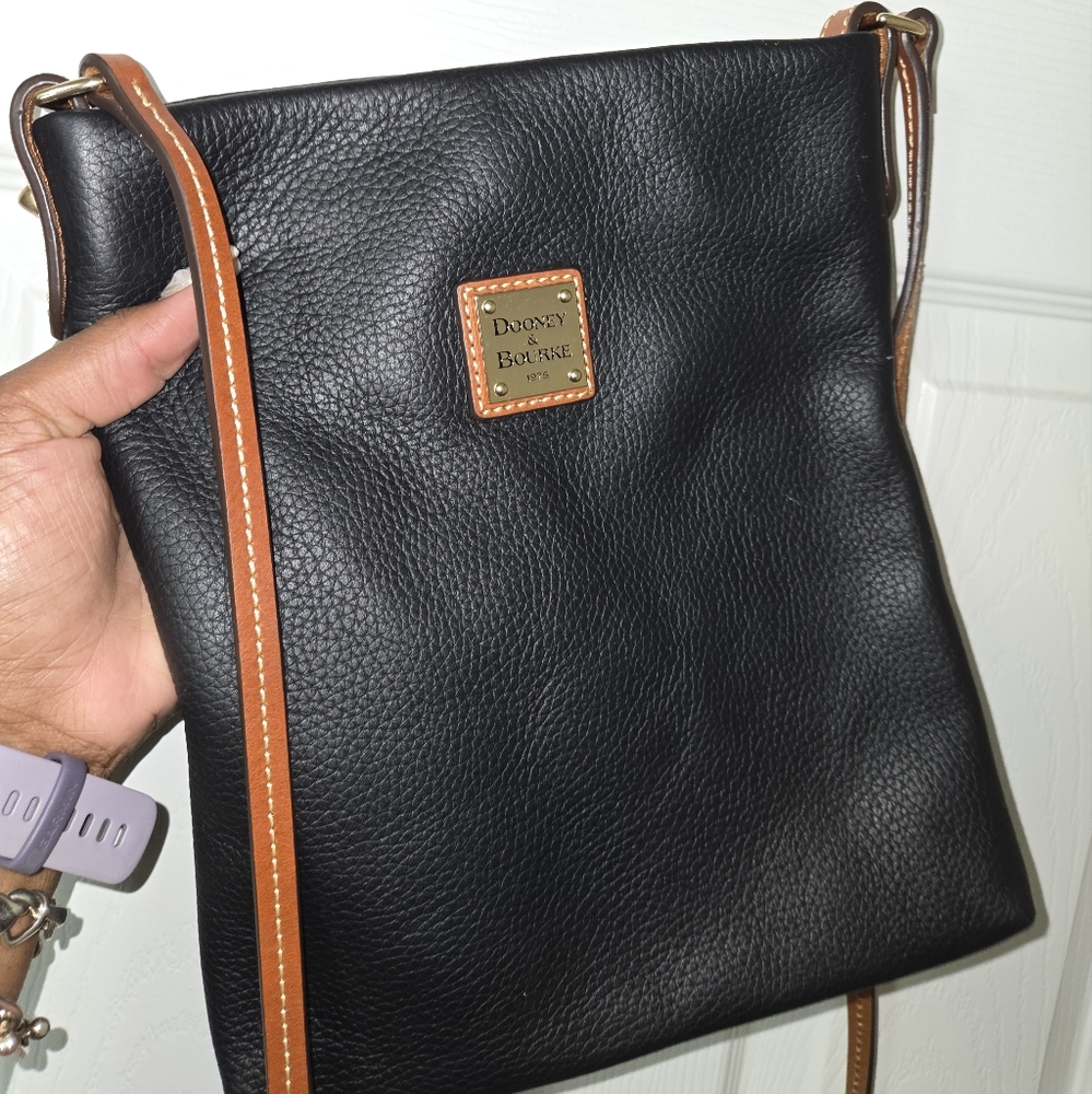Dooney & Bourke Crossbody Bag